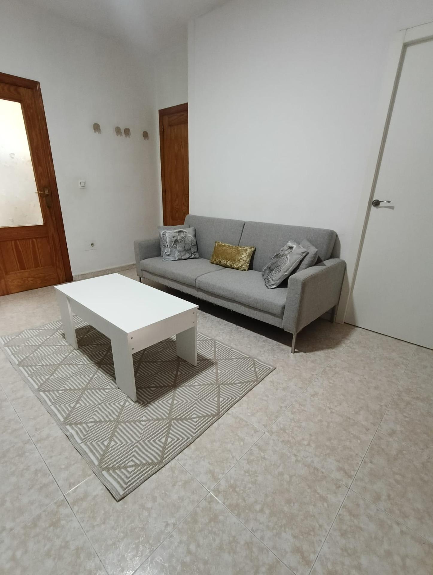 4 Bed, 1 Bath, HouseFor Sale, Torrevieja, Alicante