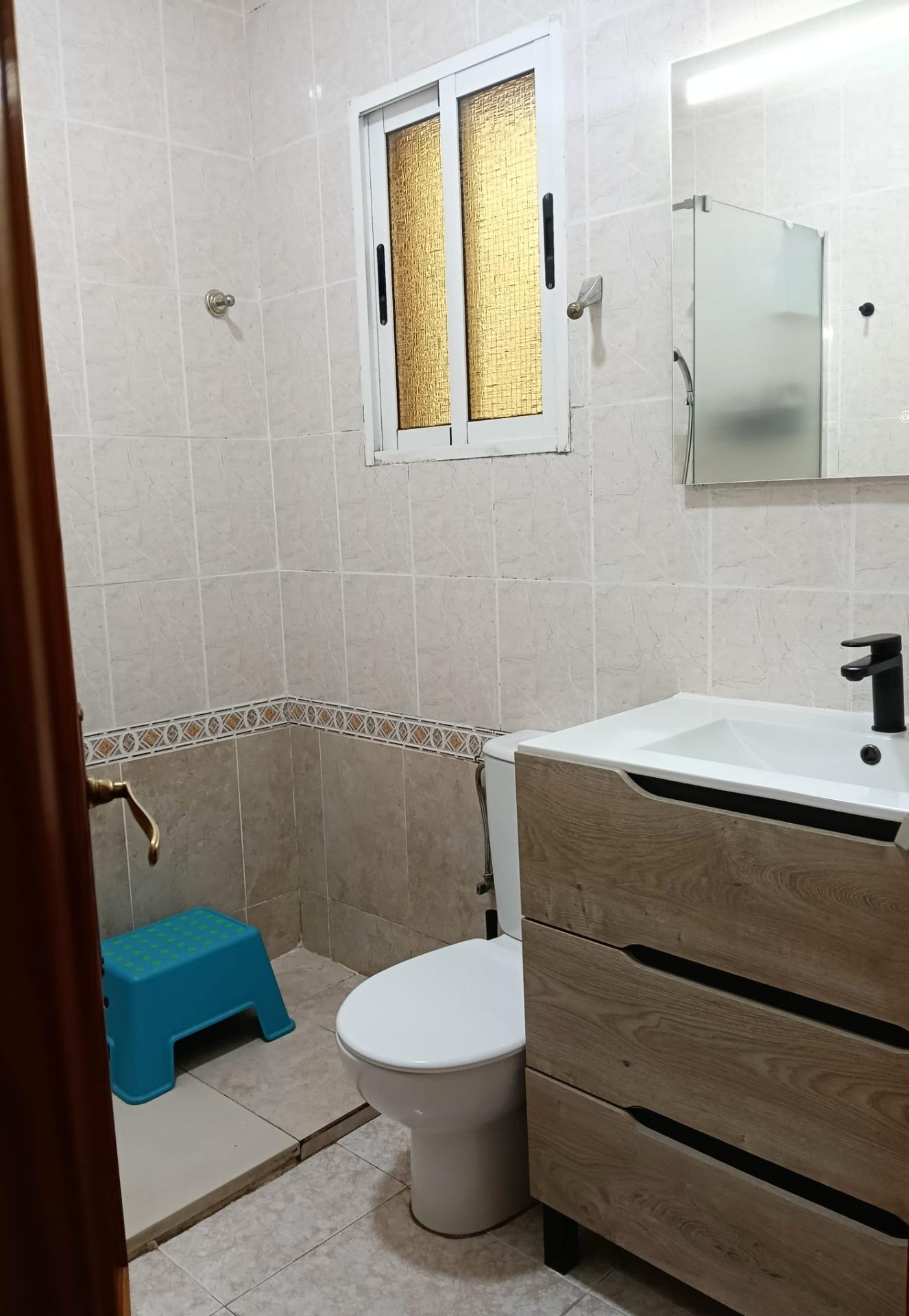 4 Bed, 1 Bath, HouseFor Sale, Torrevieja, Alicante