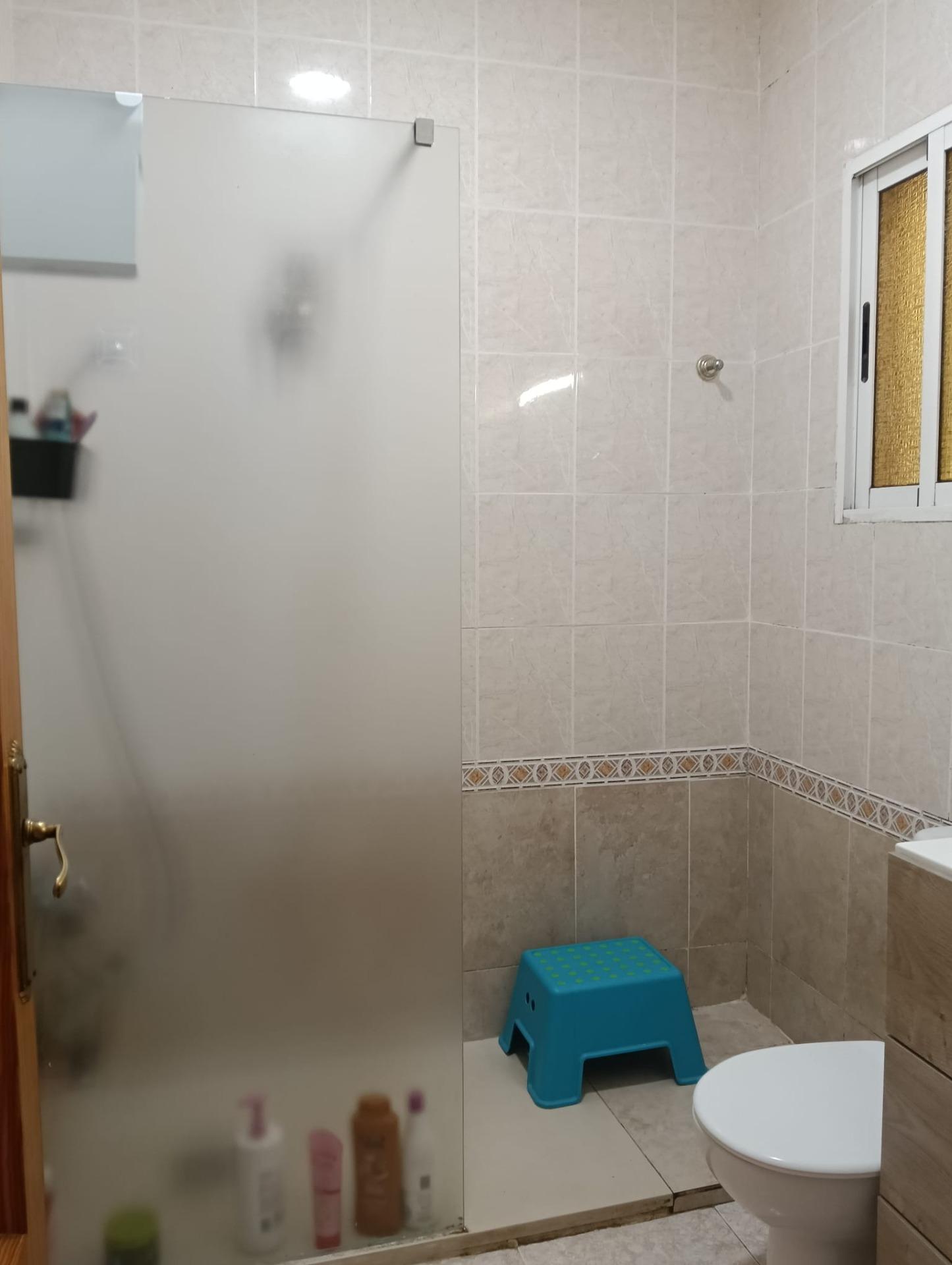 4 Bed, 1 Bath, HouseFor Sale, Torrevieja, Alicante