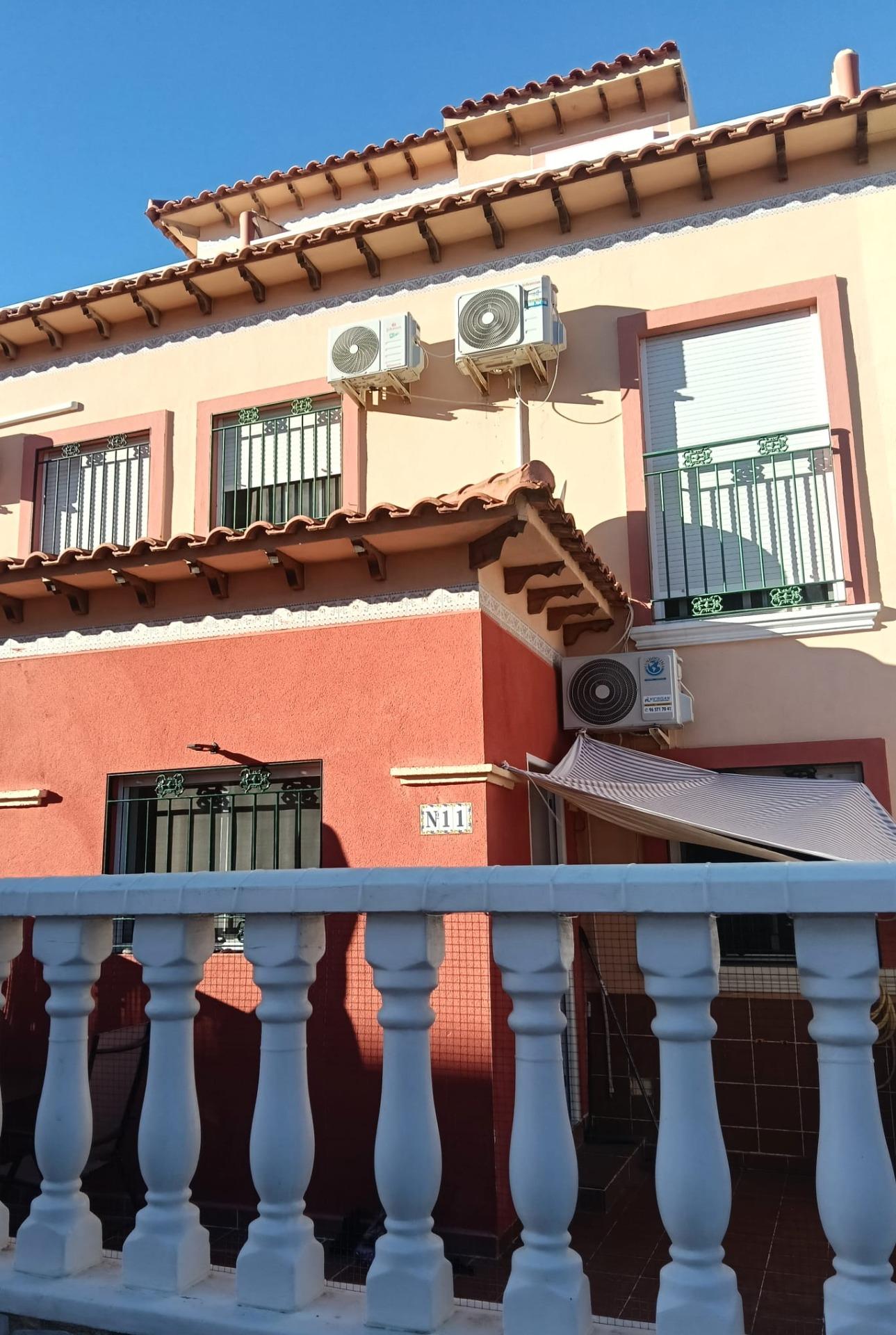 4 Bed, 1 Bath, HouseFor Sale, Torrevieja, Alicante