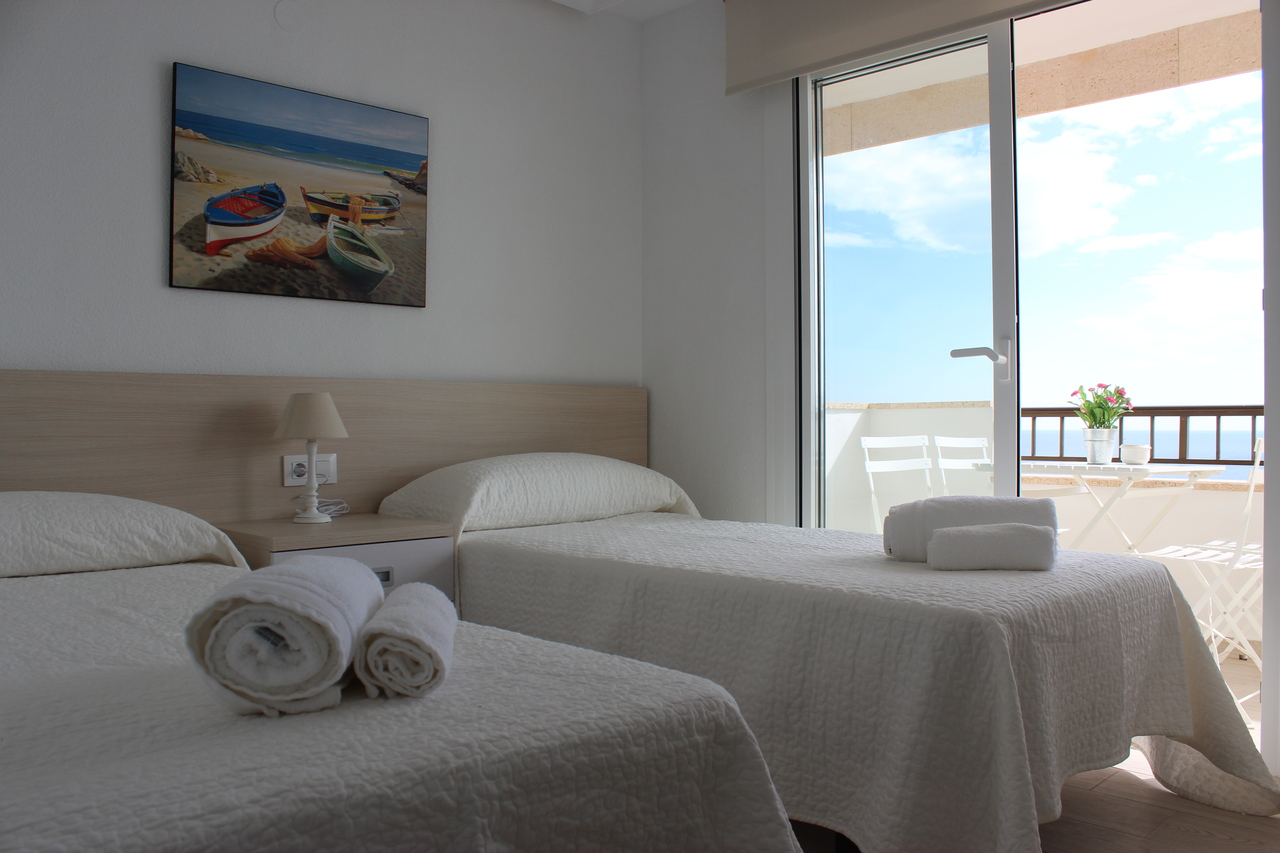 3 Bed, 2 Bath, ApartmentFor Sale, Mil Palmeras, Alicante