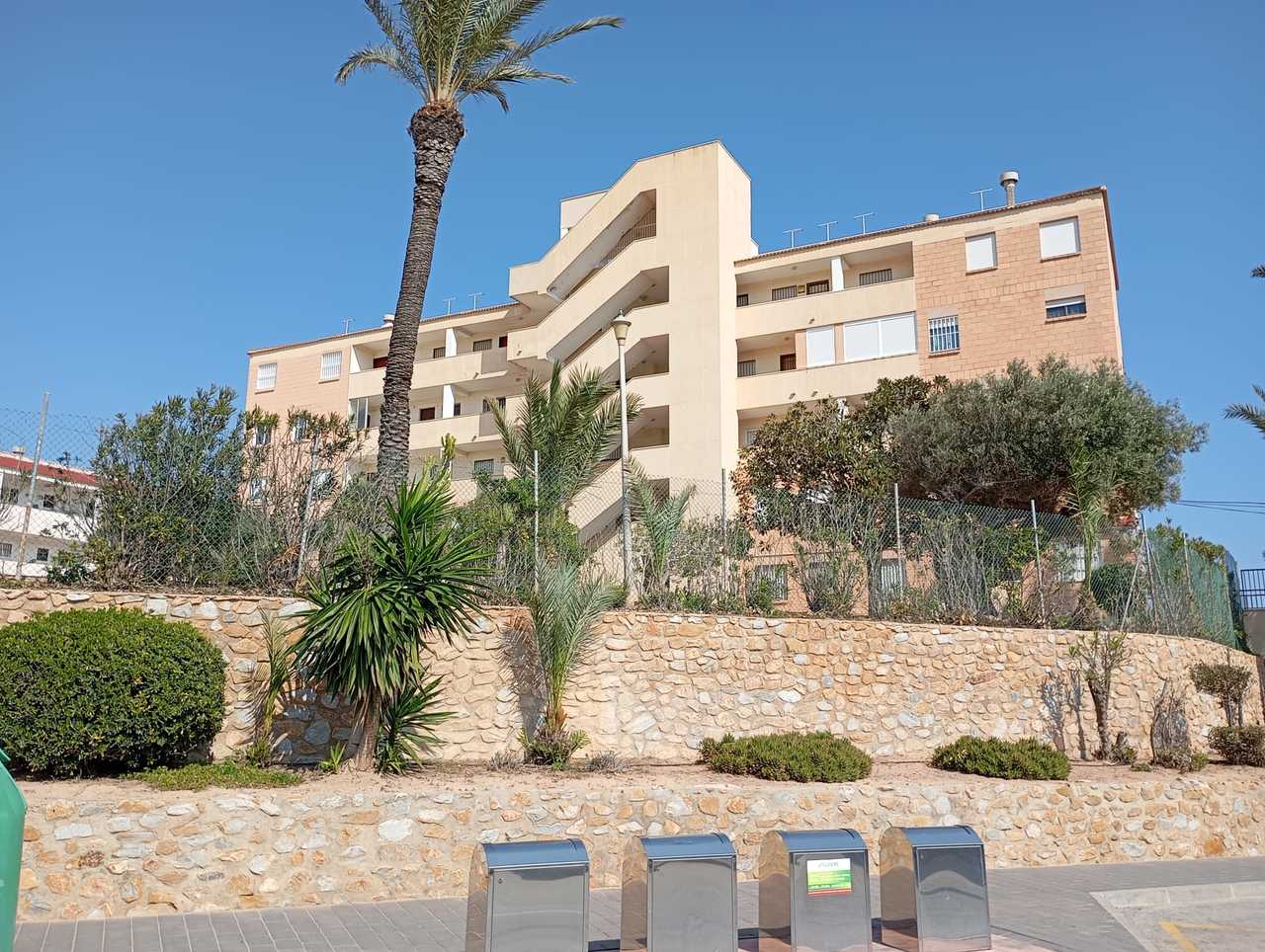 3 Bed, 2 Bath, ApartmentFor Sale, Mil Palmeras, Alicante