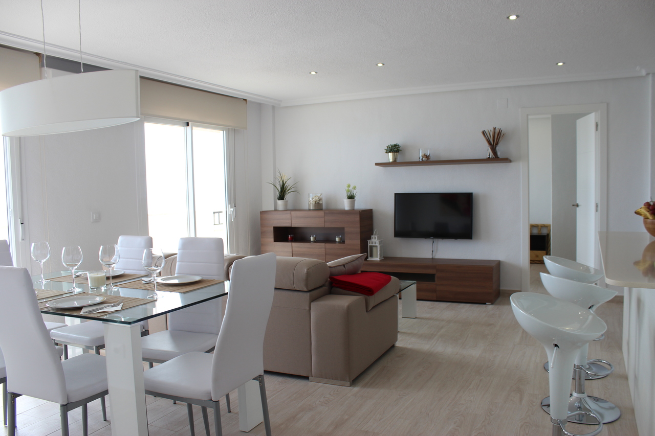 3 Bed, 2 Bath, ApartmentFor Sale, Mil Palmeras, Alicante