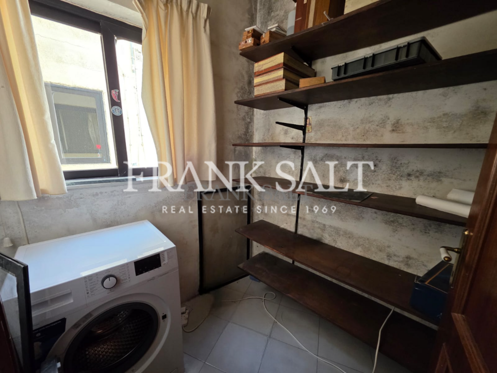 Mosta, 3 Bedrooms Bedrooms, ,1 BathroomBathrooms,For Sale,FRSA-922226
