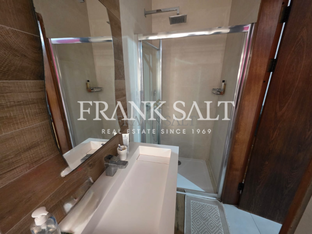 Mosta, 3 Bedrooms Bedrooms, ,1 BathroomBathrooms,For Sale,FRSA-922226