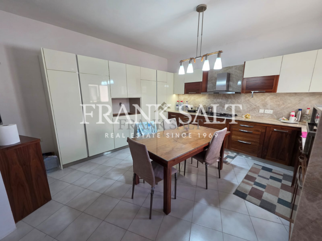 Mosta, 3 Bedrooms Bedrooms, ,1 BathroomBathrooms,For Sale,FRSA-922226