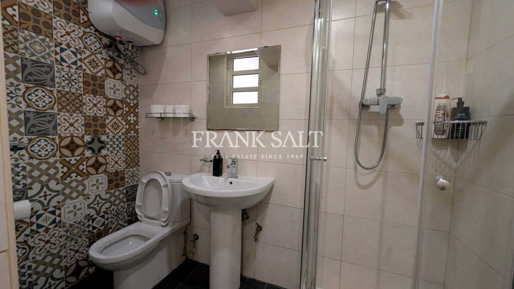 Valletta, 2 Bedrooms Bedrooms, ,For Sale,FRSA-922106
