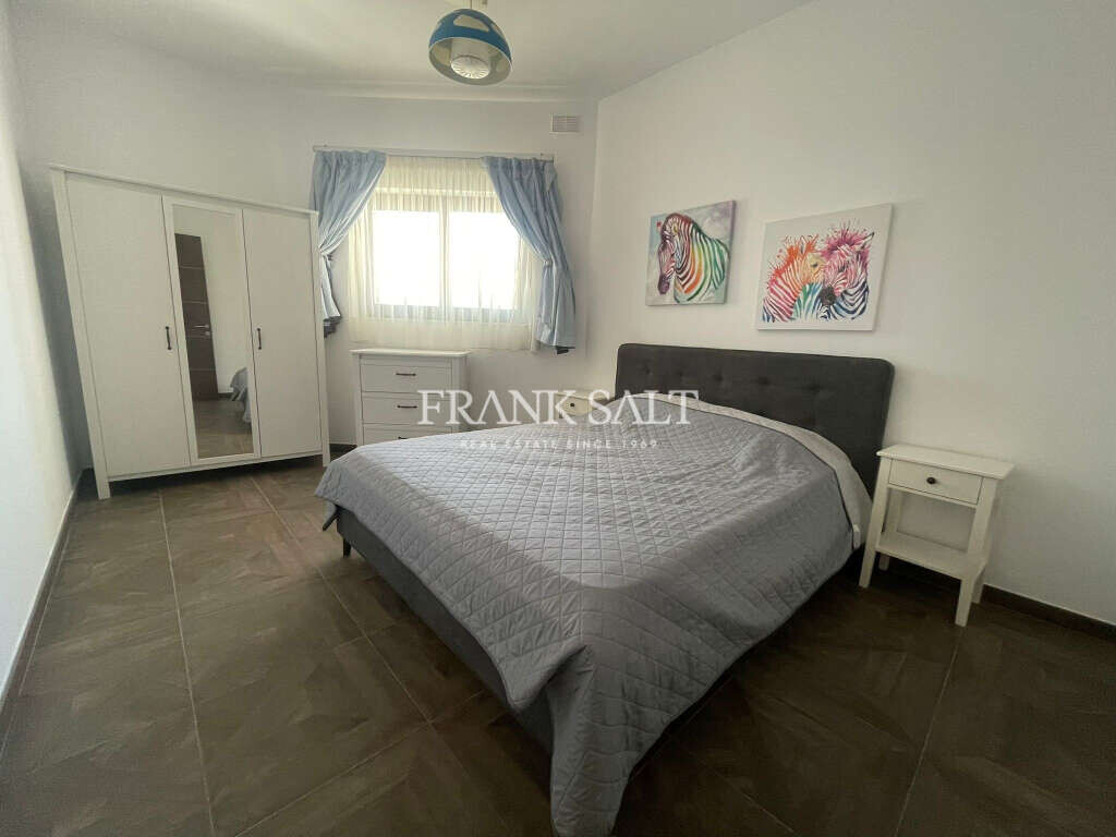 Pender Gardens, 3 Bedrooms Bedrooms, ,3 BathroomsBathrooms,For Sale,FRSA-922104