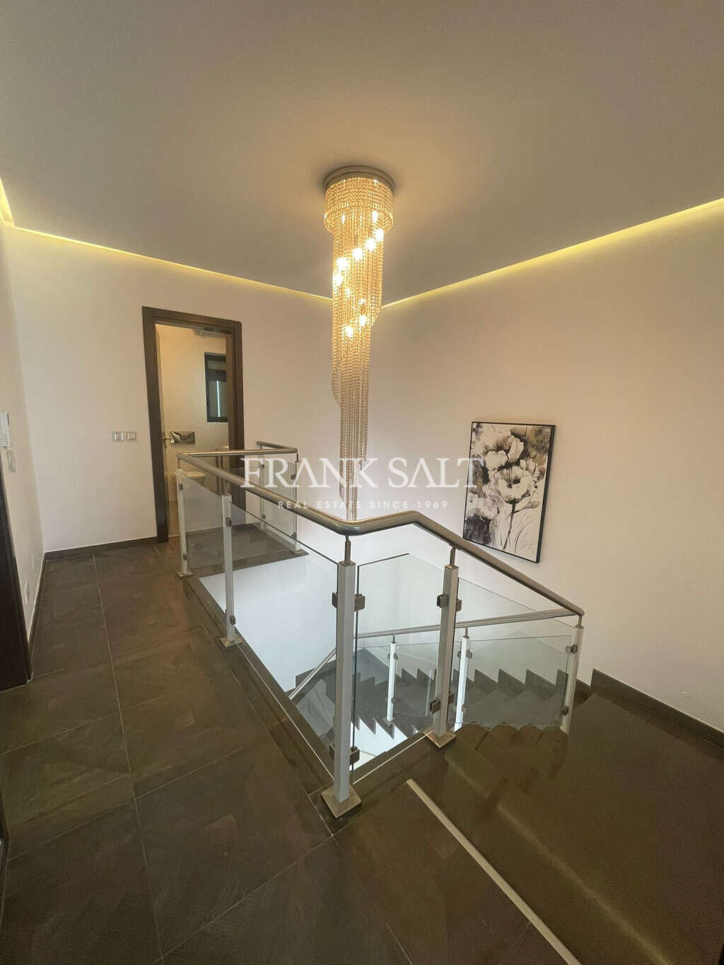 Pender Gardens, 3 Bedrooms Bedrooms, ,3 BathroomsBathrooms,For Sale,FRSA-922104