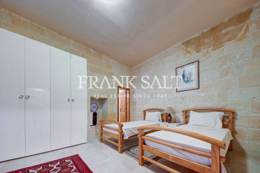 Xaghra, Gozo, 4 Bedrooms Bedrooms, ,1 BathroomBathrooms,For Sale,FRSA-107763