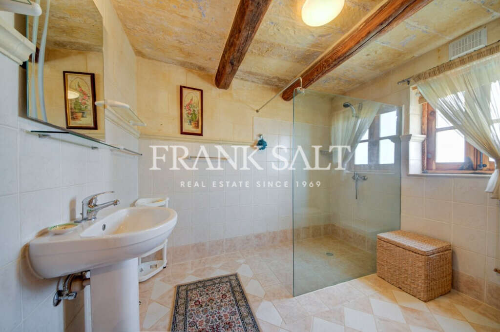 Xaghra, Gozo, 4 Bedrooms Bedrooms, ,1 BathroomBathrooms,For Sale,FRSA-107763