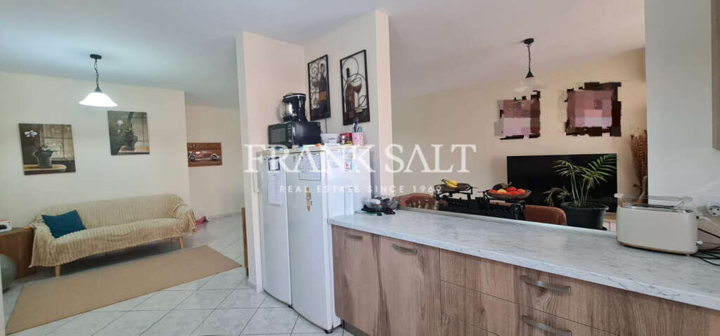 Manikata, 4 Bedrooms Bedrooms, ,1 BathroomBathrooms,For Sale,FRSA-509481