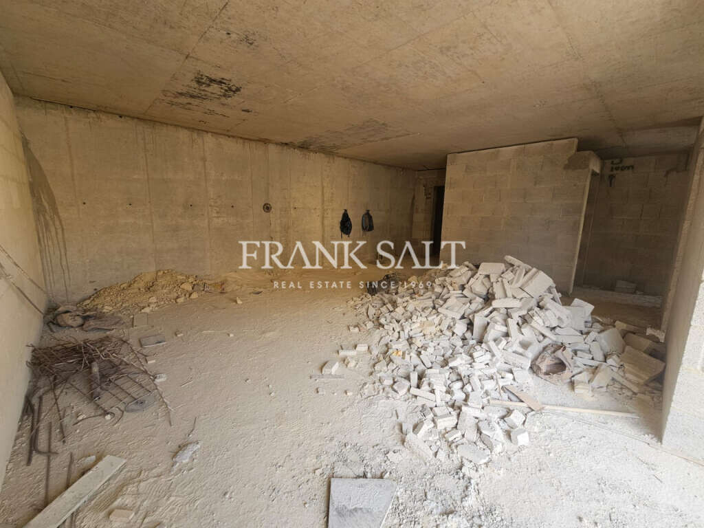 Marsalforn, Gozo, 2 Bedrooms Bedrooms, ,1 BathroomBathrooms,For Sale,FRSA-922052