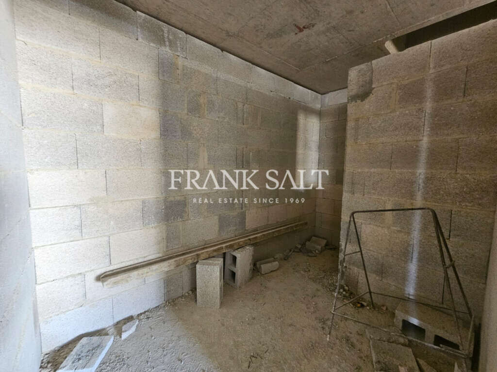 Marsalforn, Gozo, 2 Bedrooms Bedrooms, ,1 BathroomBathrooms,For Sale,FRSA-922052