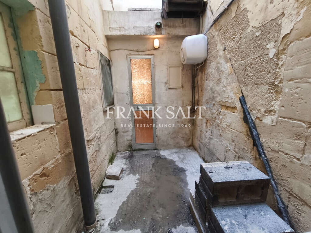 Santa Venera, 1 Bedroom Bedrooms, ,1 BathroomBathrooms,For Sale,FRSA-922031
