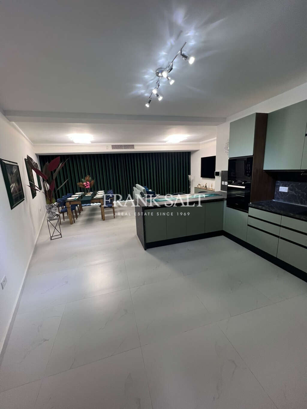 Luqa, 3 Bedrooms Bedrooms, ,For Sale,FRSA-419472