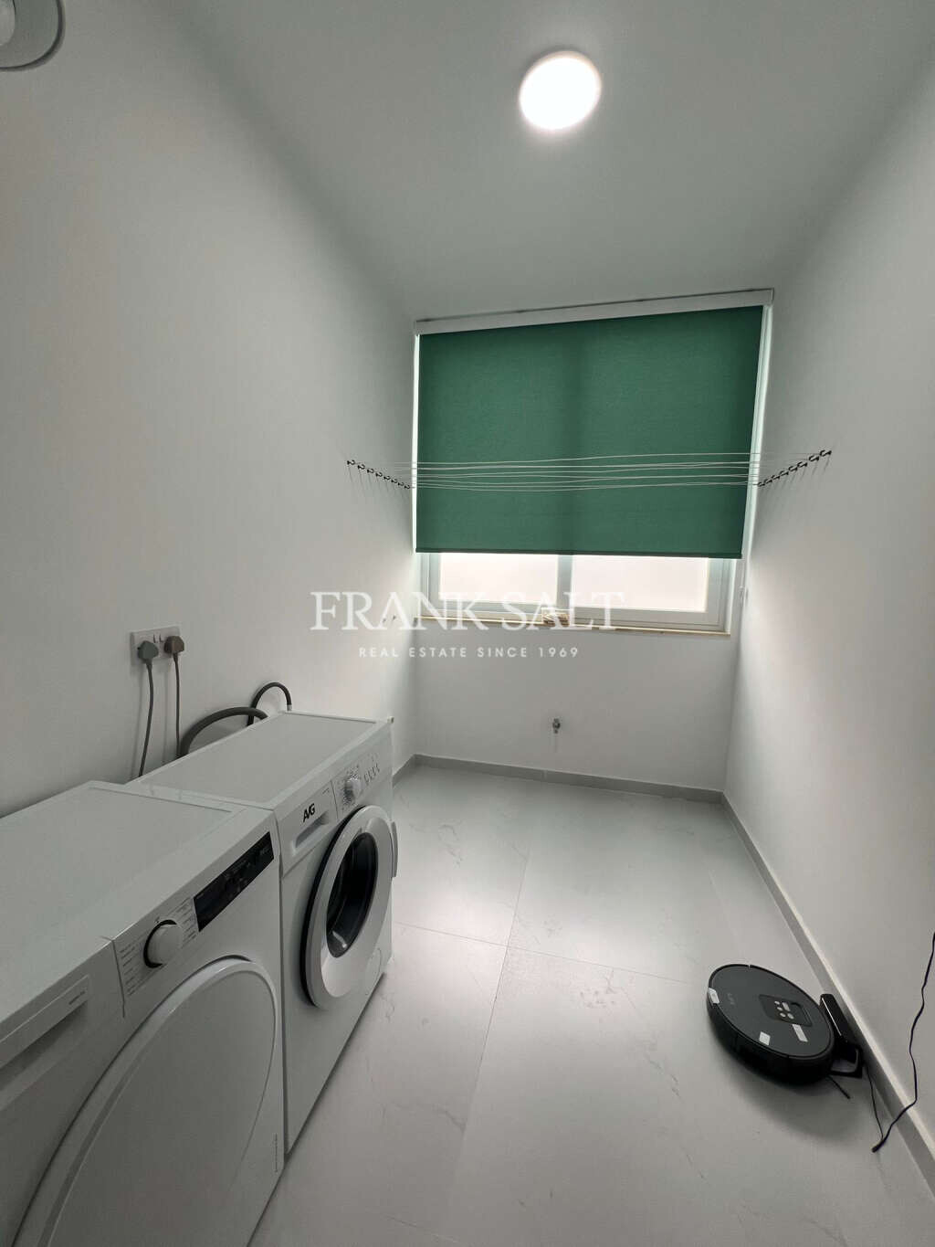 Luqa, 3 Bedrooms Bedrooms, ,For Sale,FRSA-419472