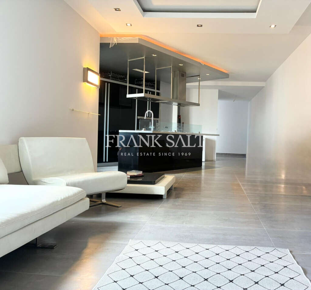 Swieqi, 3 Bedrooms Bedrooms, ,1 BathroomBathrooms,For Sale,FRSA-921877