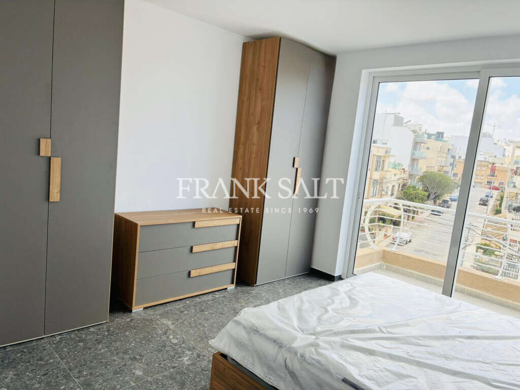 Swieqi, 3 Bedrooms Bedrooms, ,1 BathroomBathrooms,For Sale,FRSA-921877