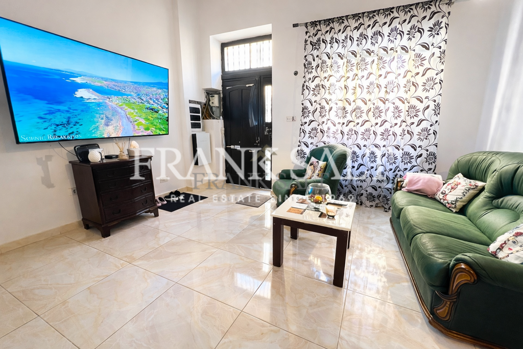 Tarxien, 3 Bedrooms Bedrooms, ,2 BathroomsBathrooms,For Sale,FRSA-921947