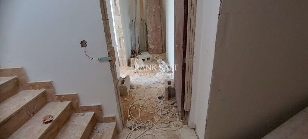Zejtun, 3 Bedrooms Bedrooms, ,2 BathroomsBathrooms,For Sale,FRSA-921935