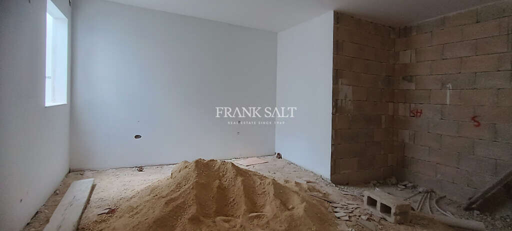 Zejtun, 3 Bedrooms Bedrooms, ,2 BathroomsBathrooms,For Sale,FRSA-921935