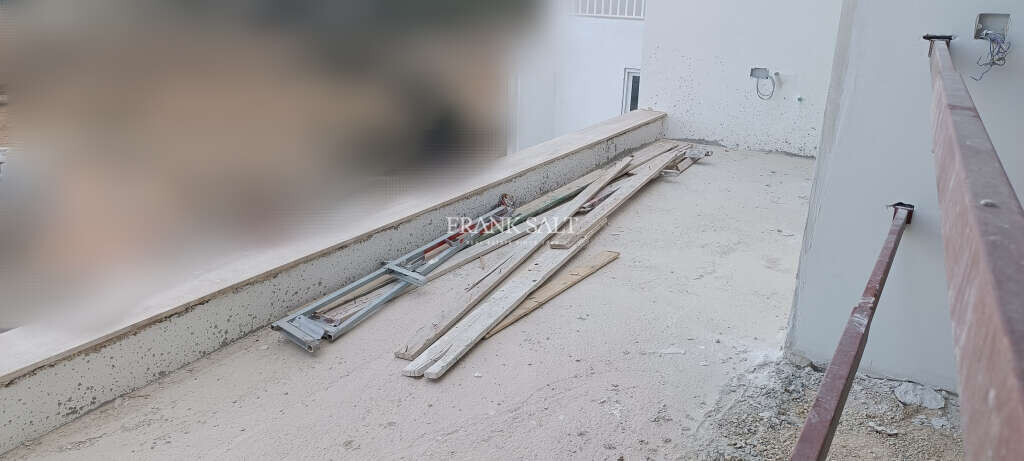 Zejtun, 3 Bedrooms Bedrooms, ,2 BathroomsBathrooms,For Sale,FRSA-921935