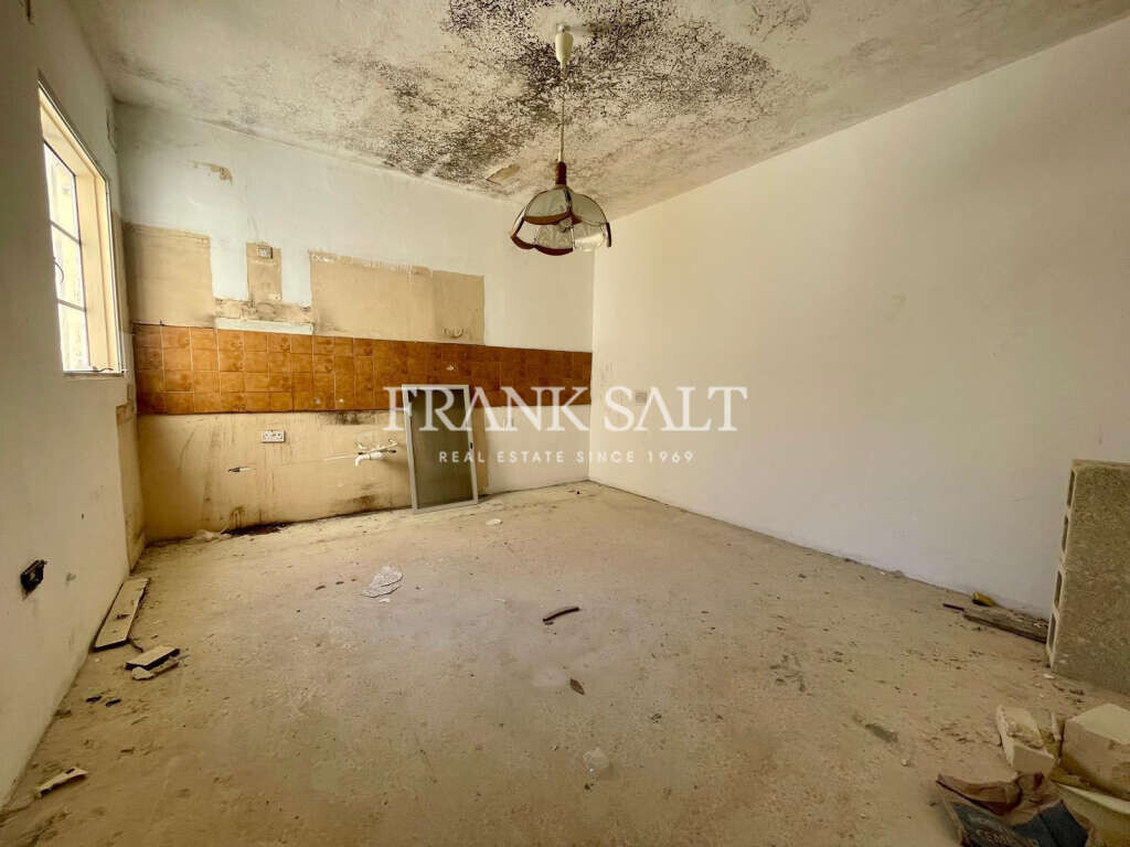 Birkirkara, 3 Bedrooms Bedrooms, ,2 BathroomsBathrooms,For Sale,FRSA-921679