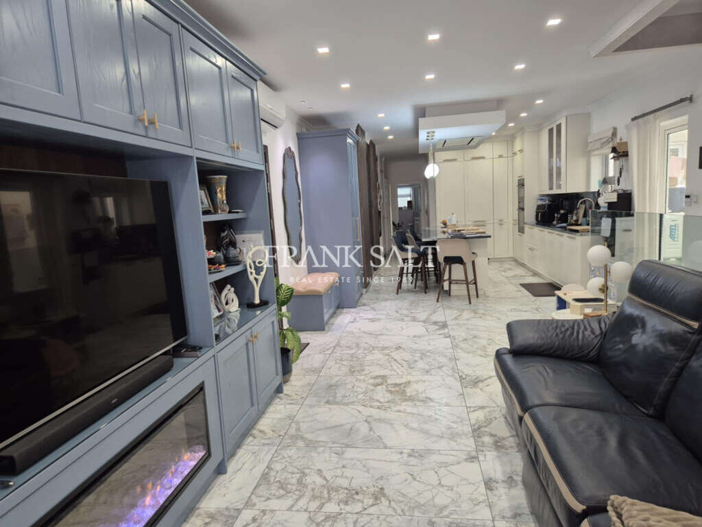 Santa Venera, 3 Bedrooms Bedrooms, ,1 BathroomBathrooms,For Sale,FRSA-921535