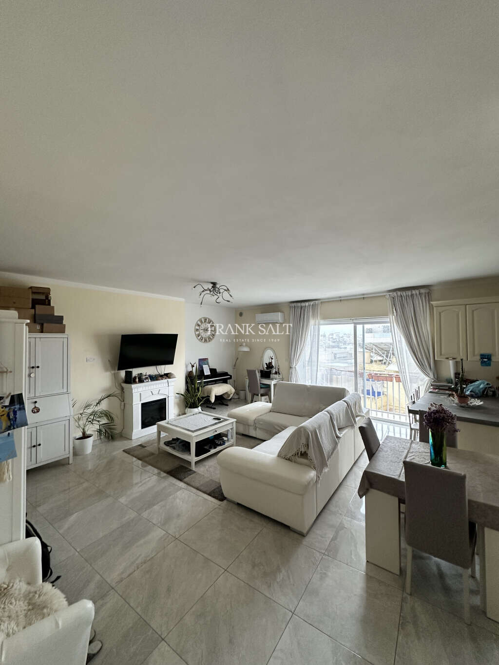 Santa Venera, 3 Bedrooms Bedrooms, ,1 BathroomBathrooms,For Sale,FRSA-921597