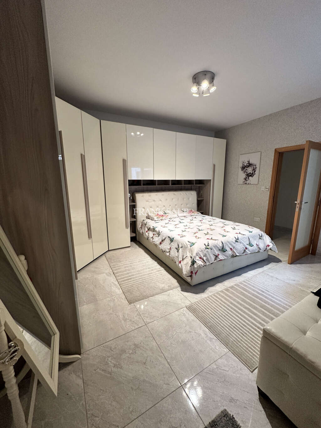 Santa Venera, 3 Bedrooms Bedrooms, ,1 BathroomBathrooms,For Sale,FRSA-921597