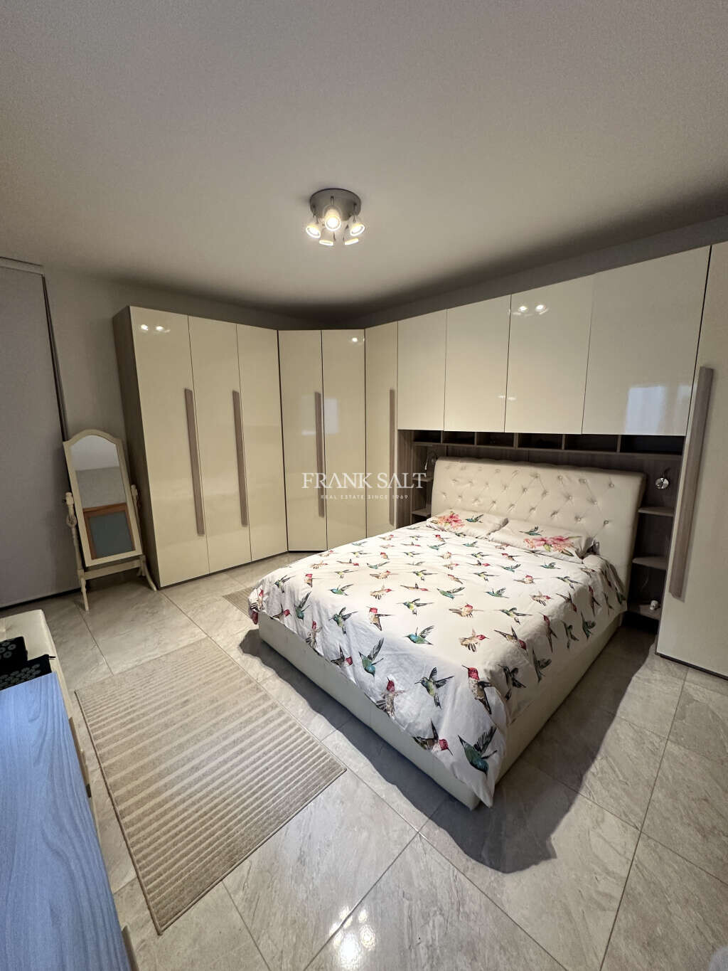 Santa Venera, 3 Bedrooms Bedrooms, ,1 BathroomBathrooms,For Sale,FRSA-921597