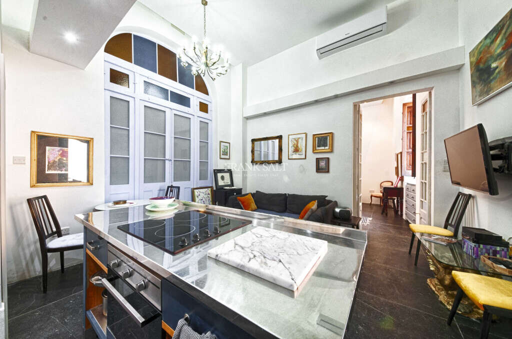 Vittoriosa, 2 Bedrooms Bedrooms, ,2 BathroomsBathrooms,For Sale,FRSA-750886