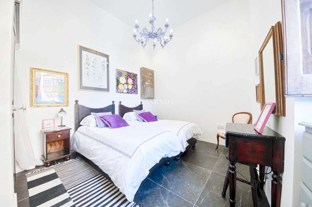 Vittoriosa, 2 Bedrooms Bedrooms, ,2 BathroomsBathrooms,For Sale,FRSA-750886