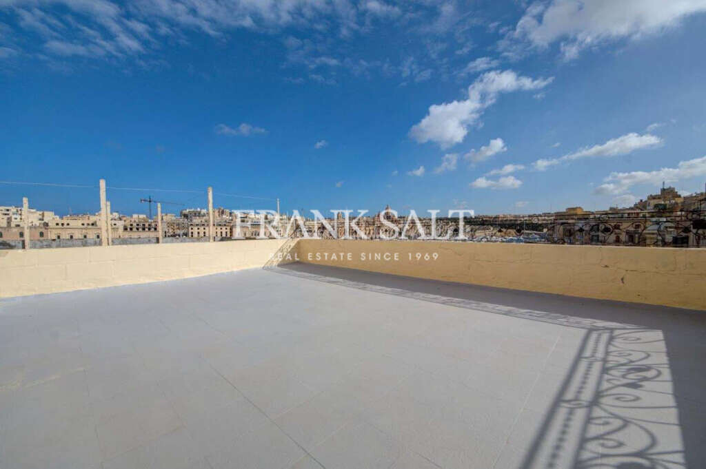 Senglea, 2 Bedrooms Bedrooms, ,1 BathroomBathrooms,For Sale,FRSA-752790