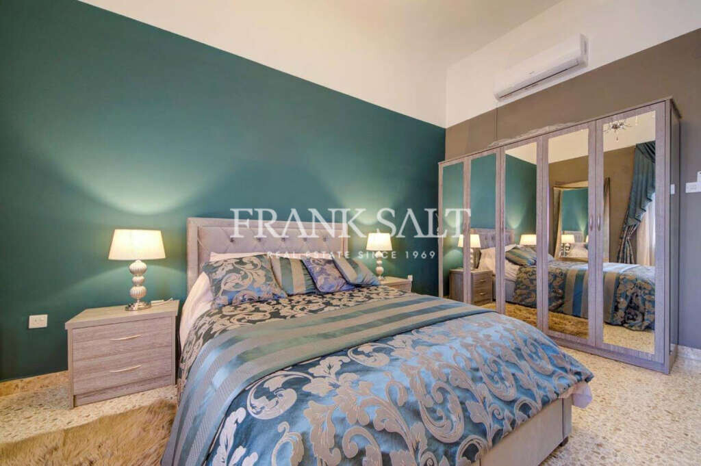 Senglea, 2 Bedrooms Bedrooms, ,1 BathroomBathrooms,For Sale,FRSA-752790