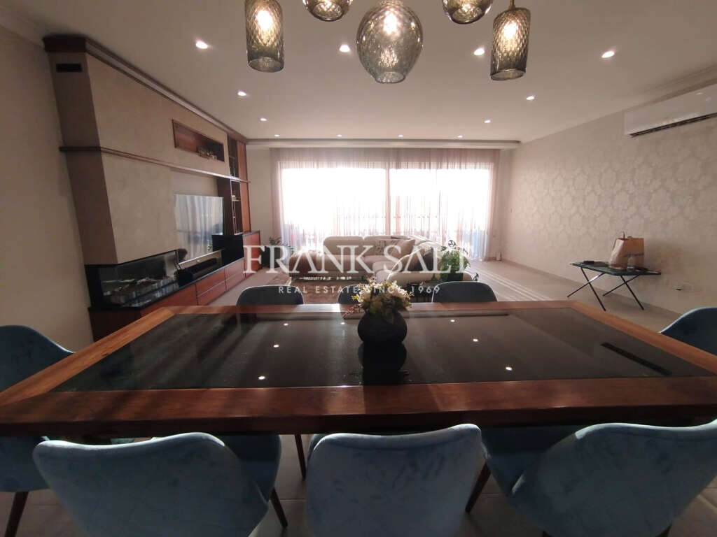 Zabbar, 4 Bedrooms Bedrooms, ,2 BathroomsBathrooms,For Sale,FRSA-921483