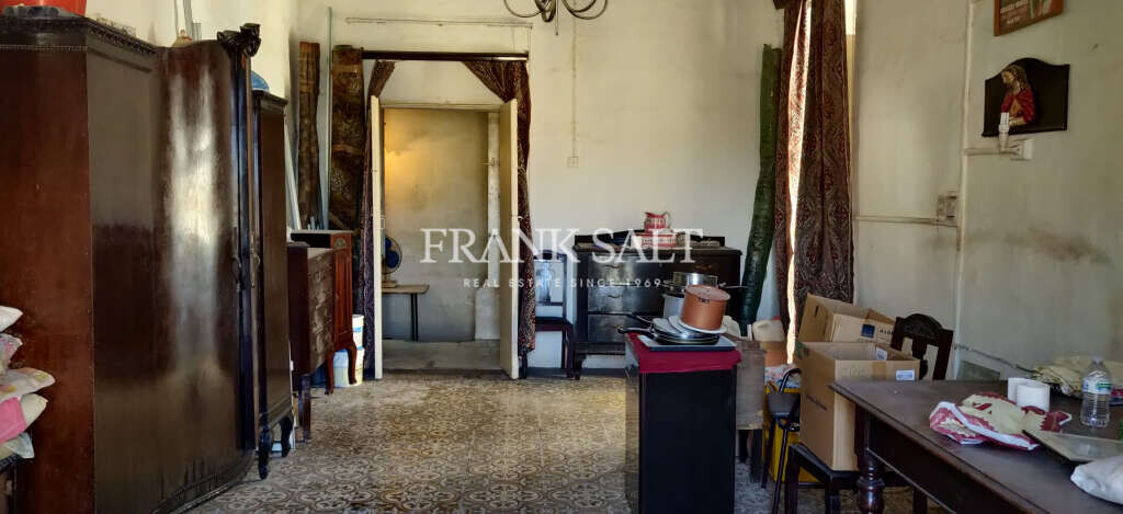 Cospicua, 3 Bedrooms Bedrooms, ,2 BathroomsBathrooms,For Sale,FRSA-919066