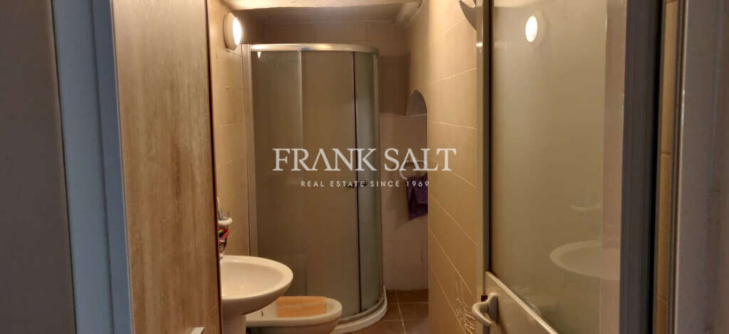 Cospicua, 3 Bedrooms Bedrooms, ,2 BathroomsBathrooms,For Sale,FRSA-919066