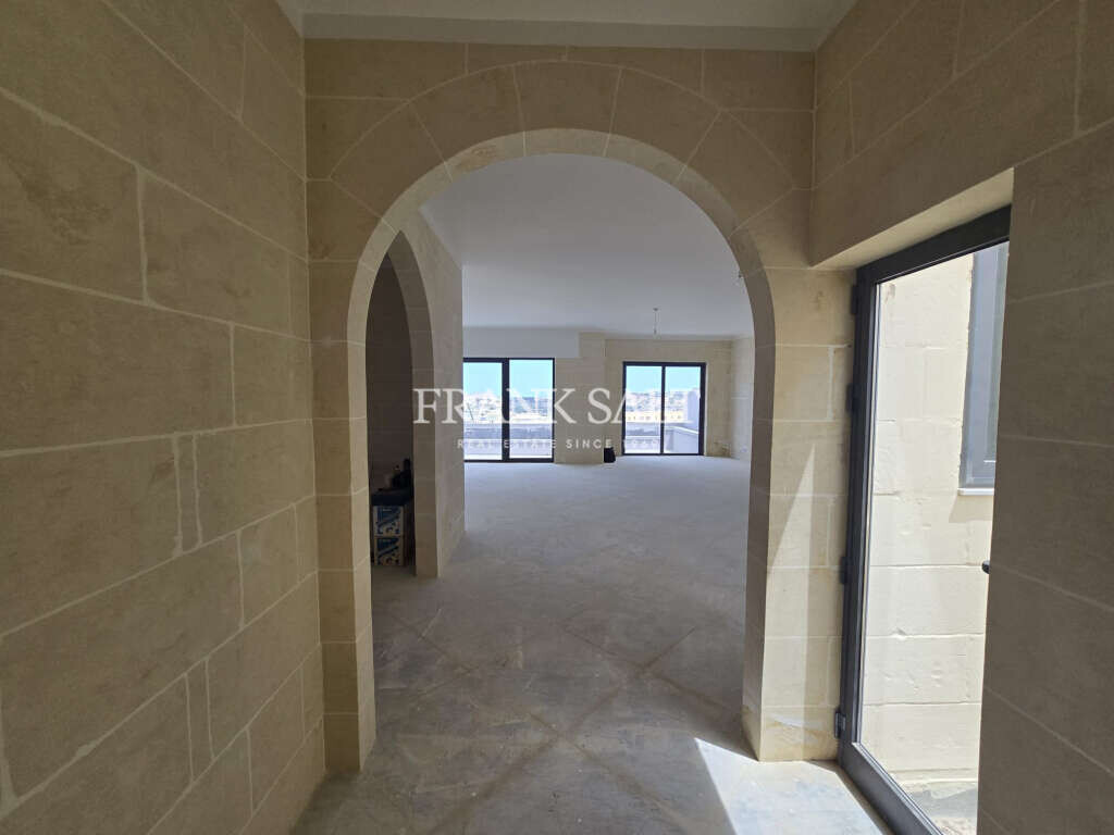 Sannat, Gozo, 3 Bedrooms Bedrooms, ,1 BathroomBathrooms,For Sale,FRSA-921130