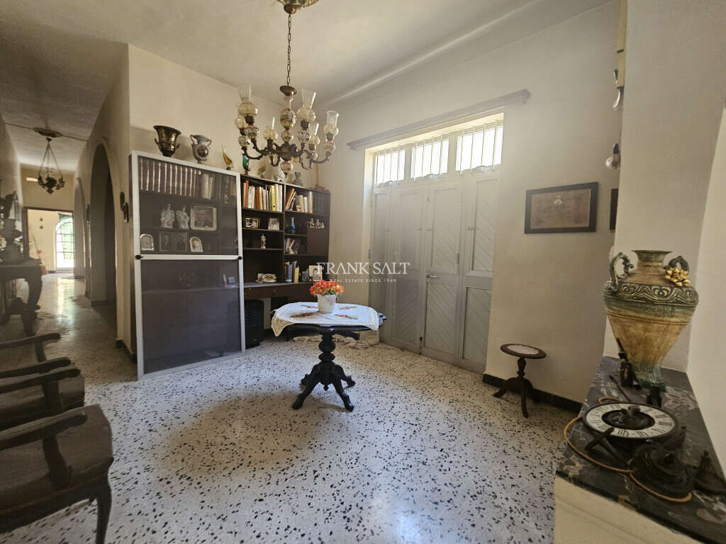 Qormi, ,For Sale,FRSA-921081