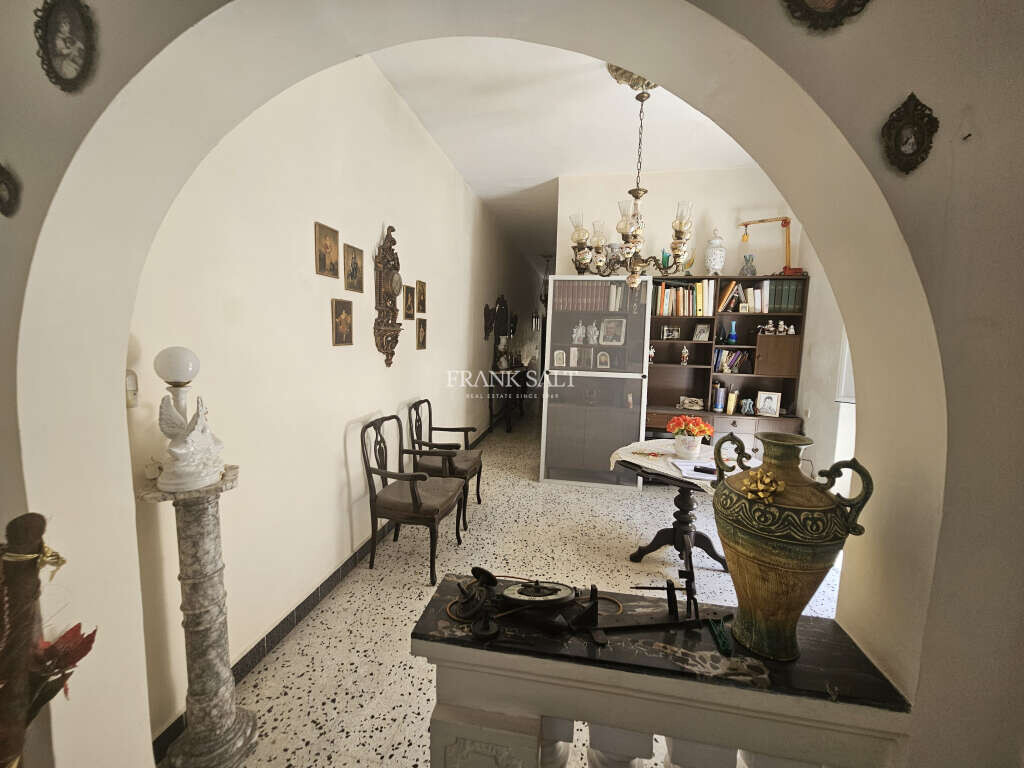 Qormi, ,For Sale,FRSA-921081