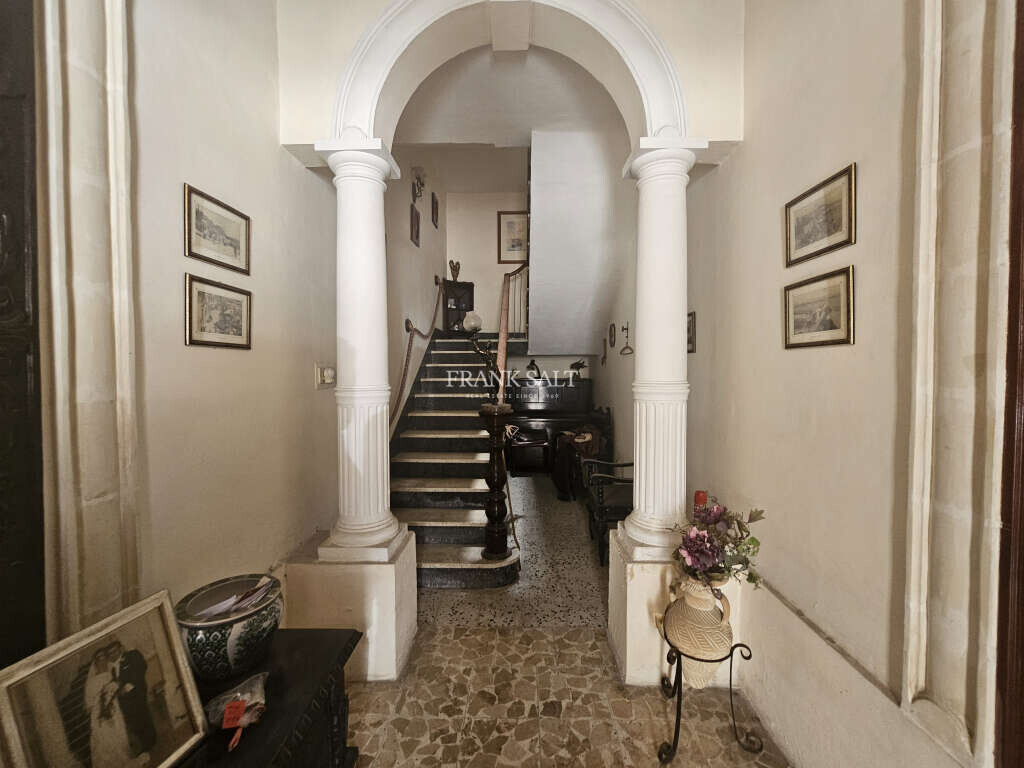 Qormi, ,For Sale,FRSA-921081