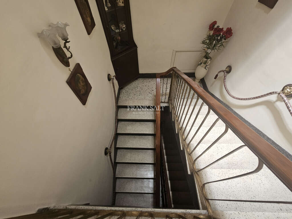 Qormi, 3 Bedrooms Bedrooms, ,2 BathroomsBathrooms,For Sale,FRSA-920292 Qormi, 3 Bedrooms Bedrooms, ,2 BathroomsBathrooms,For Sale,FRSA-920292