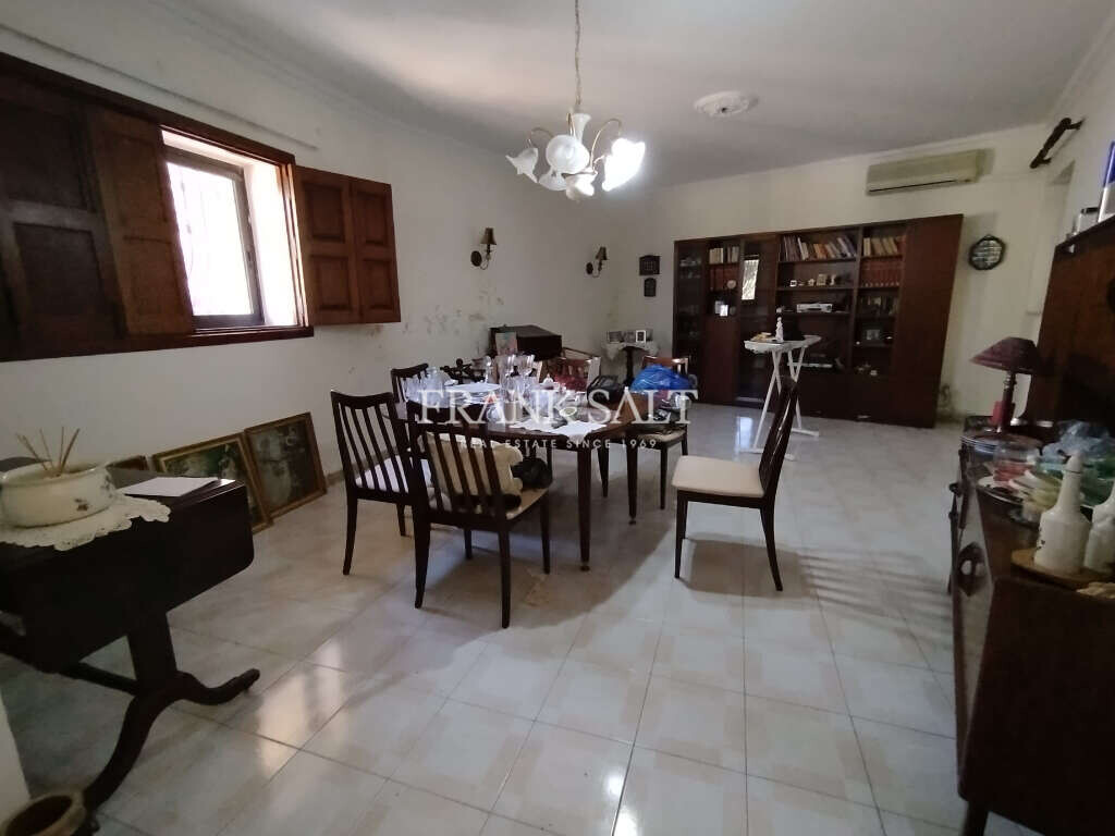 San Gwann, 3 Bedrooms Bedrooms, ,3 BathroomsBathrooms,For Sale,FRSA-920998