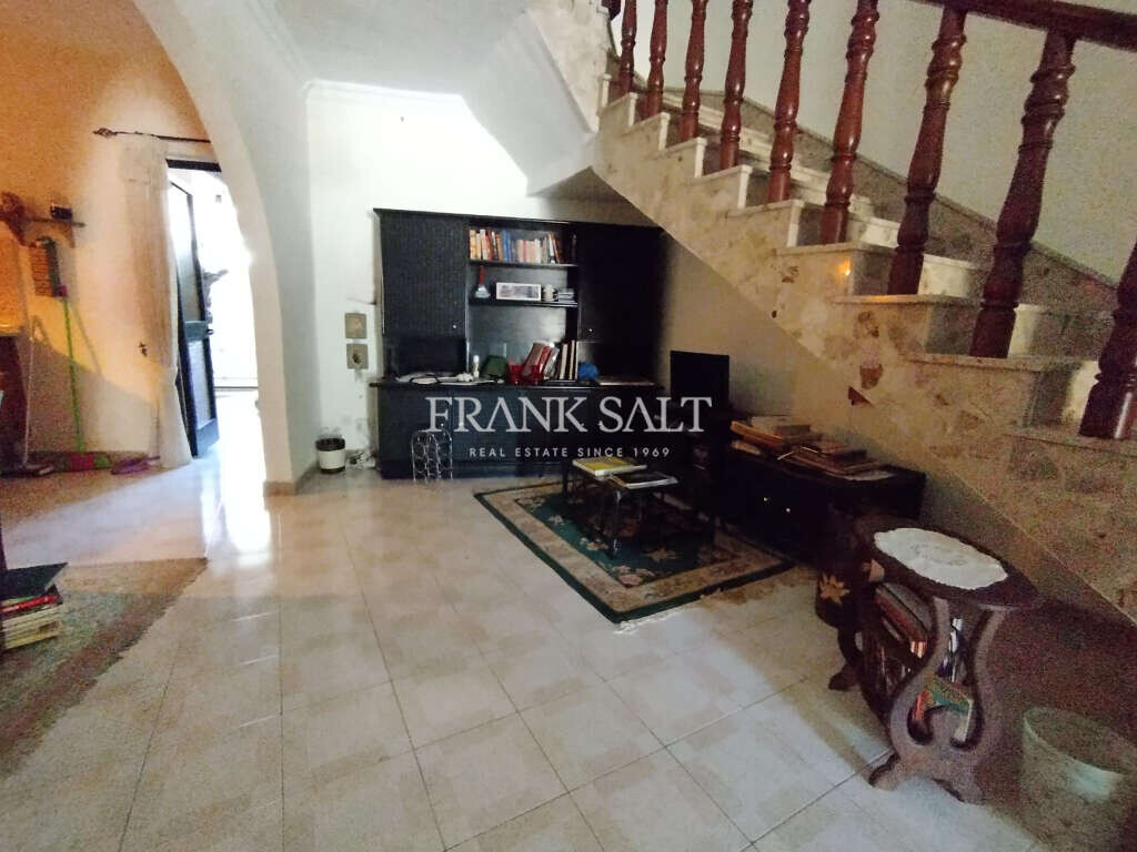 San Gwann, 3 Bedrooms Bedrooms, ,3 BathroomsBathrooms,For Sale,FRSA-920998