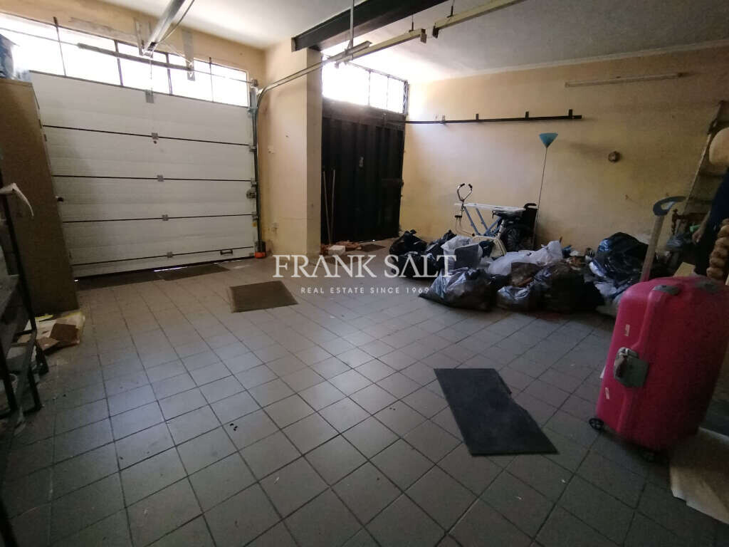 San Gwann, 3 Bedrooms Bedrooms, ,3 BathroomsBathrooms,For Sale,FRSA-920998