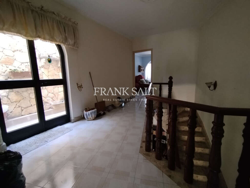 San Gwann, 3 Bedrooms Bedrooms, ,3 BathroomsBathrooms,For Sale,FRSA-920998