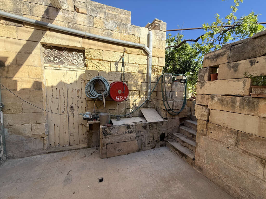 Kalkara, 2 Bedrooms Bedrooms, ,1 BathroomBathrooms,For Sale,FRSA-918970