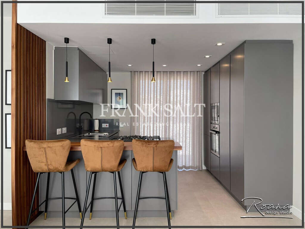 Swieqi, 1 Bedroom Bedrooms, ,2 BathroomsBathrooms,For Sale,FRSA-920871